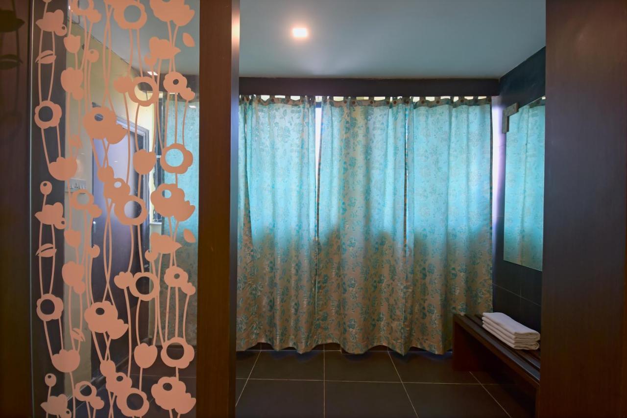 Hotel Jingle Inn Kolkata Ngoại thất bức ảnh