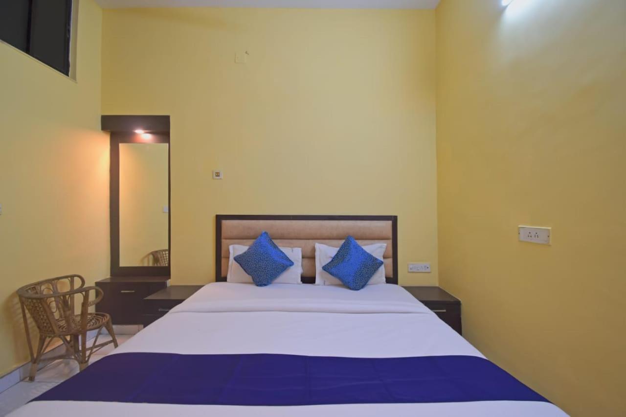 Hotel Jingle Inn Kolkata Phòng bức ảnh